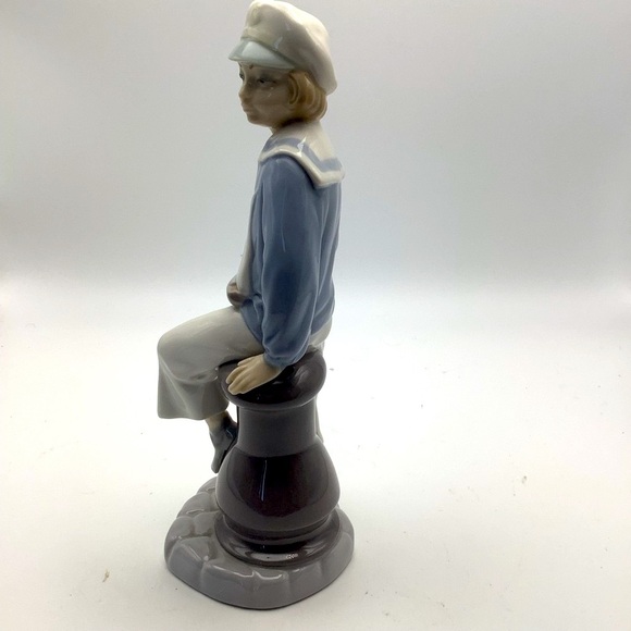 Vintage Llardo Spain Porcelain Sailor Boy Figurine - Picture 7 of 15